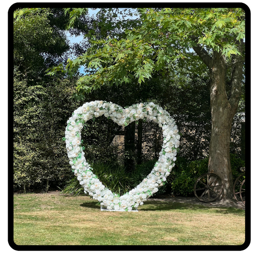 4170-White Floral Heart Archway